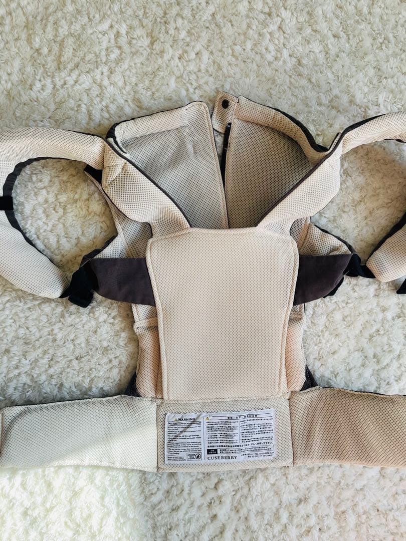 【極美品】キューズベリー　抱っこ紐　NICO ニコ