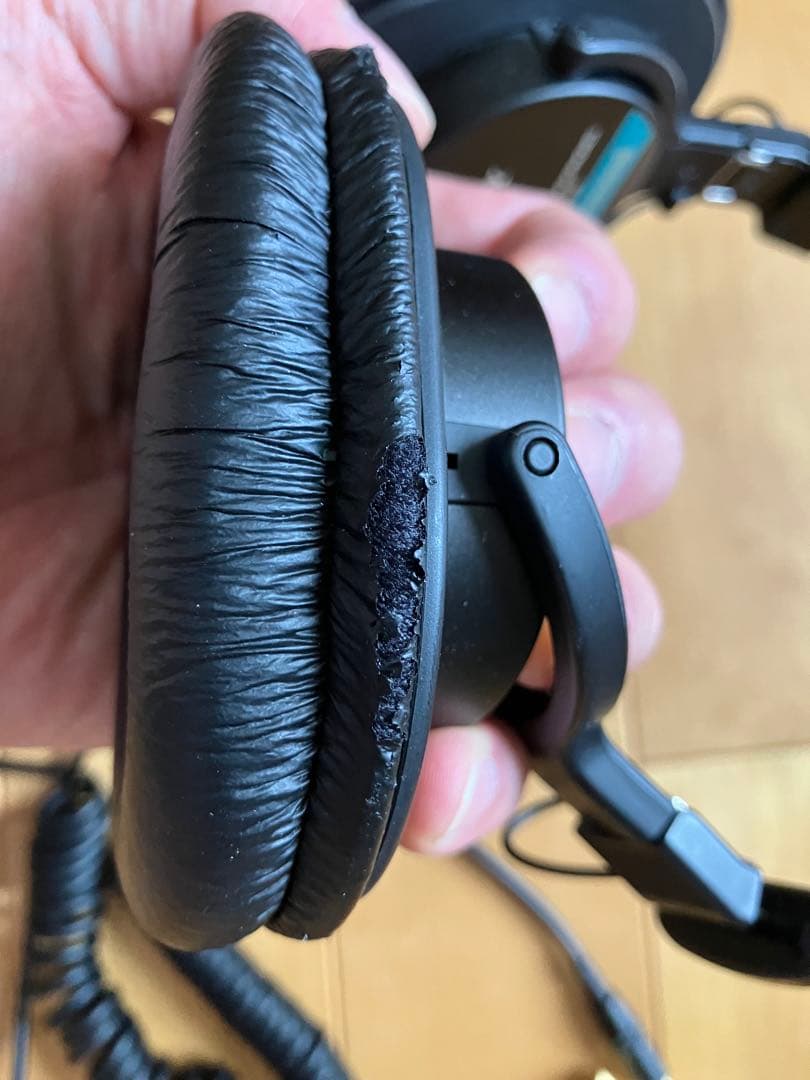 SONY ( ソニー ) MDR-7506 定番スタジオモニターヘッドホン