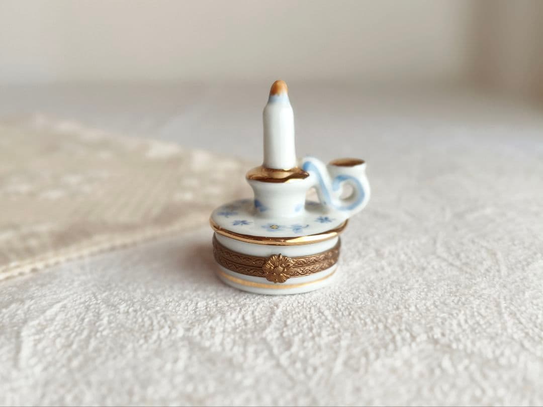 * vintage case ❀ 陶器製 キャンドル型の ジュエリーケース