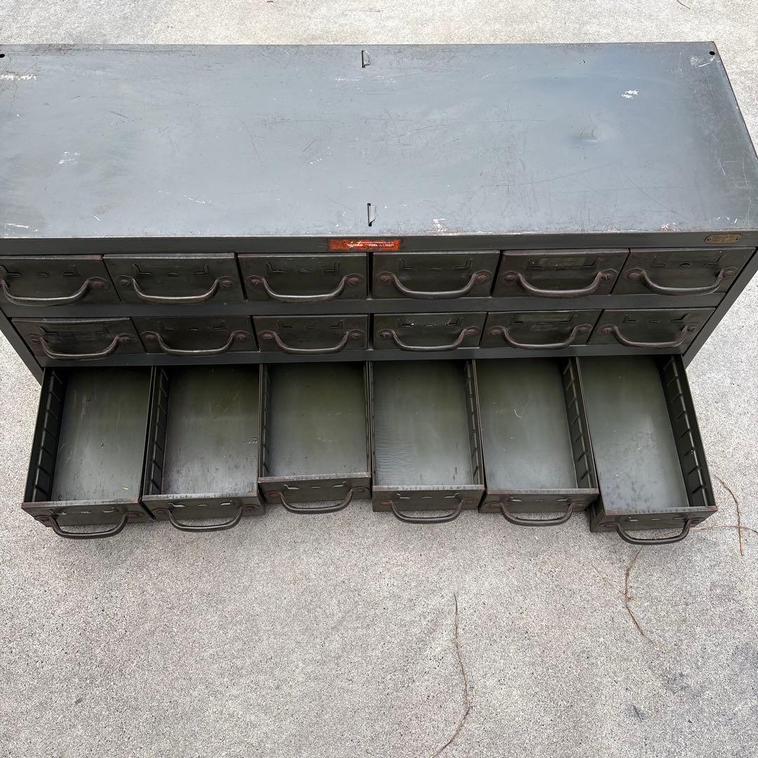 ミリタリー　収納キャビネット 1949年製