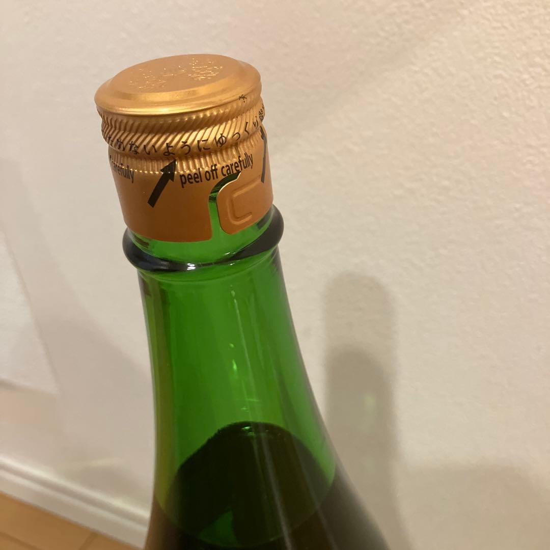 十四代　中取り無濾過生　角新　純米吟醸酒 1.8L 2025年製造