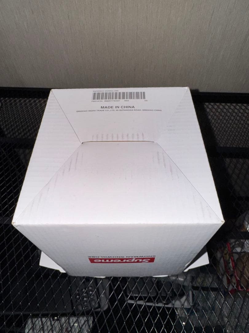Supreme シュプリーム スノーマン スノーグローブ スノードーム