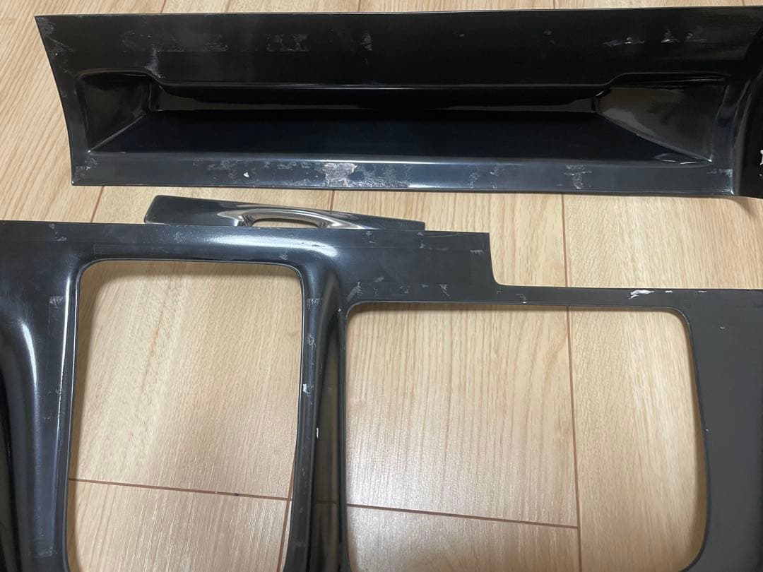 NV350キャラバン　bodyline インテリアパネル　クロームメッキ