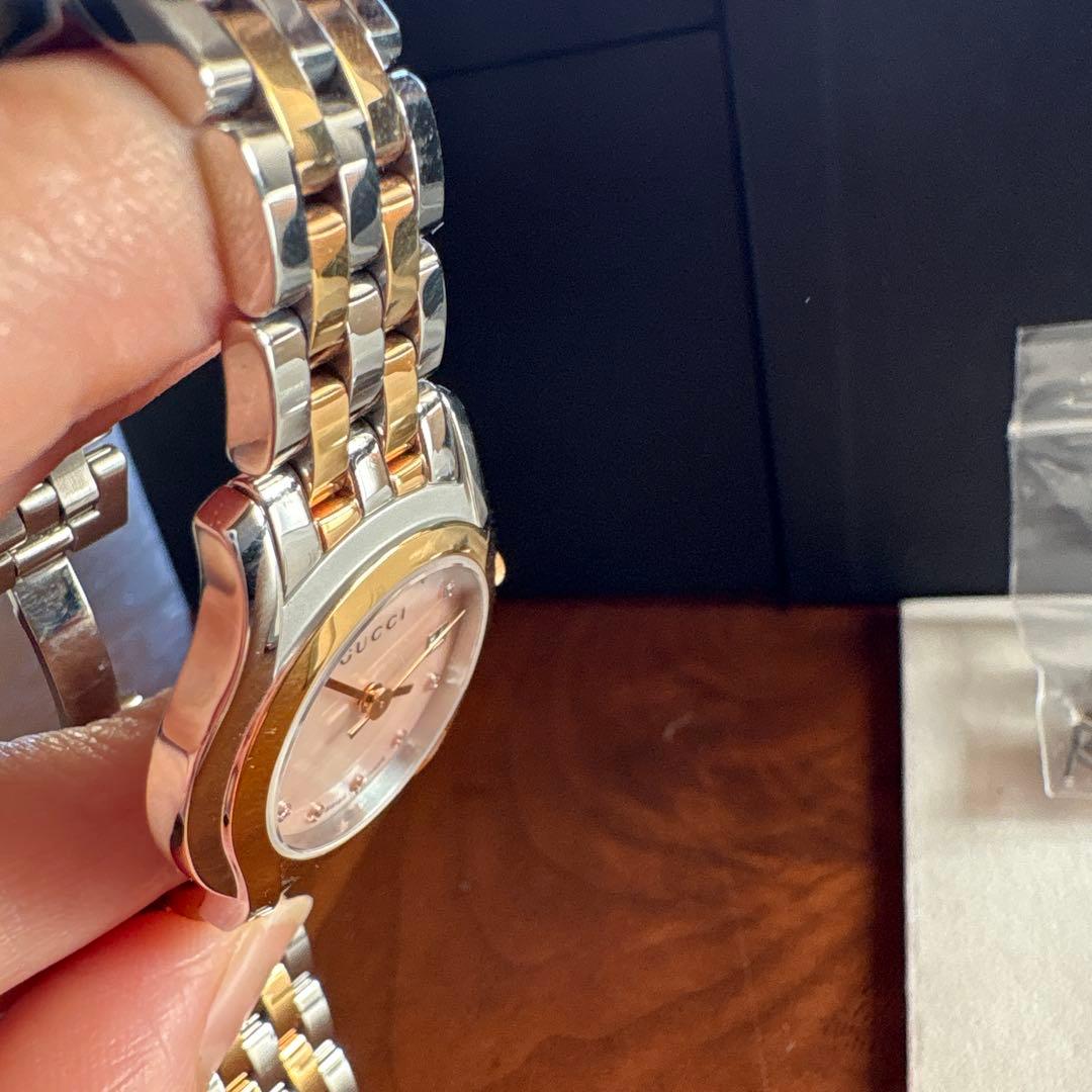 GUCCI シェル盤　腕時計＊