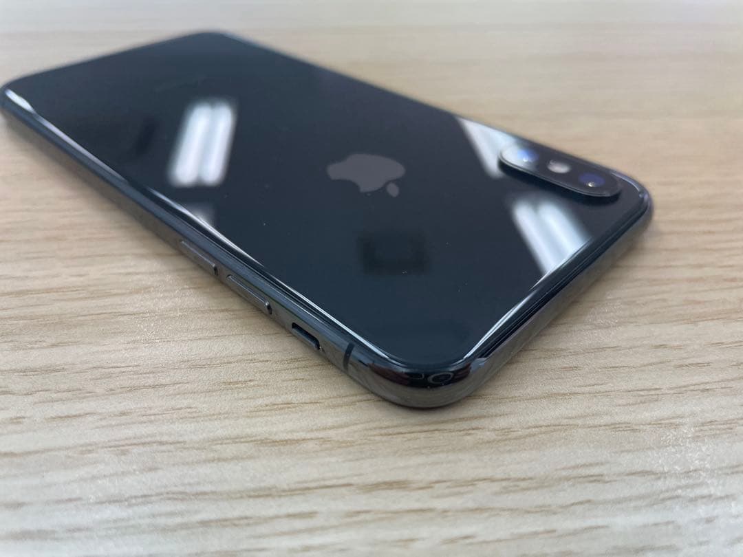 Apple iPhone X 64GB SIMフリー