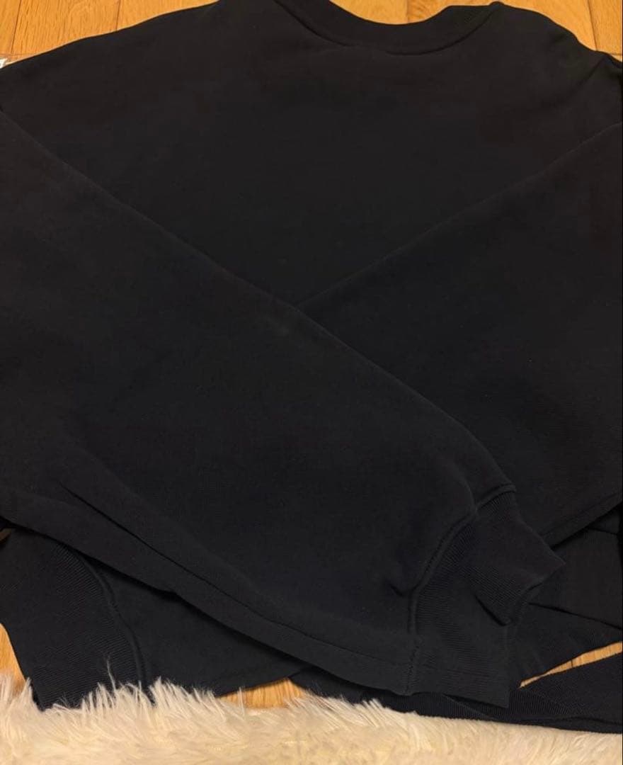 wkbysA0111 になります〜　PATOU パトゥ　スエット