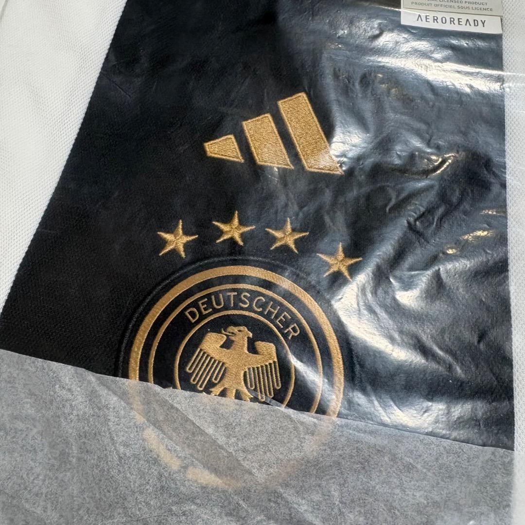 新品未開封　正規品　adidas　2022年　ドイツ代表　ユニフォーム