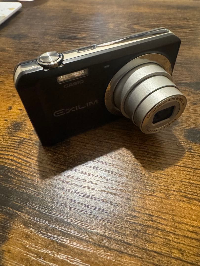 CASIO EXILIM EX-ZS5 コンパクトデジタルカメラ