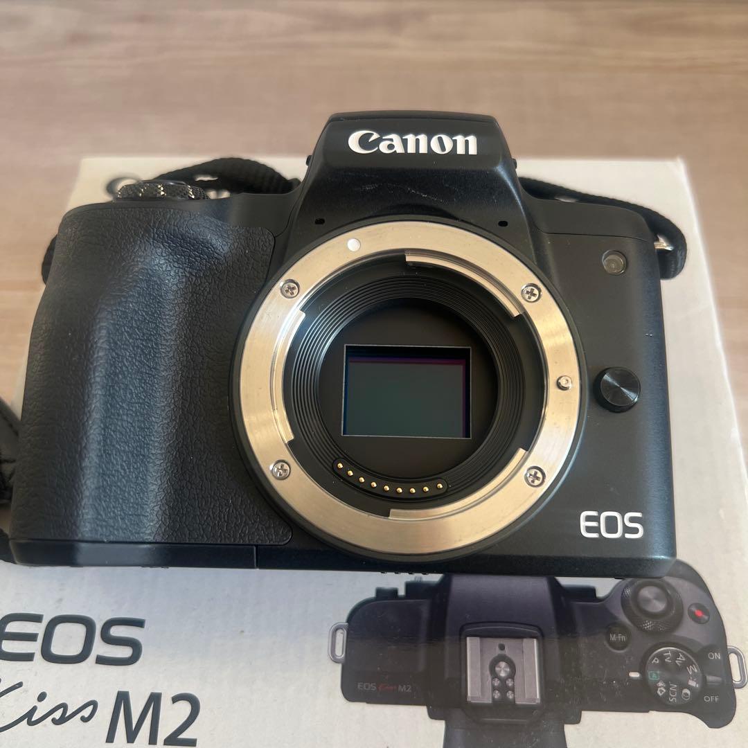 【SDカード付】Canon EOS Kiss M2 ミラーレス一眼 本体＆レンズ