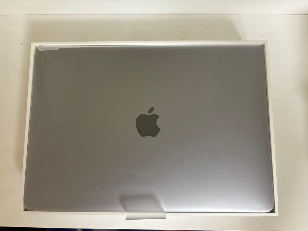 MacBook Air M1 8GBメモリ 512GB SSD
