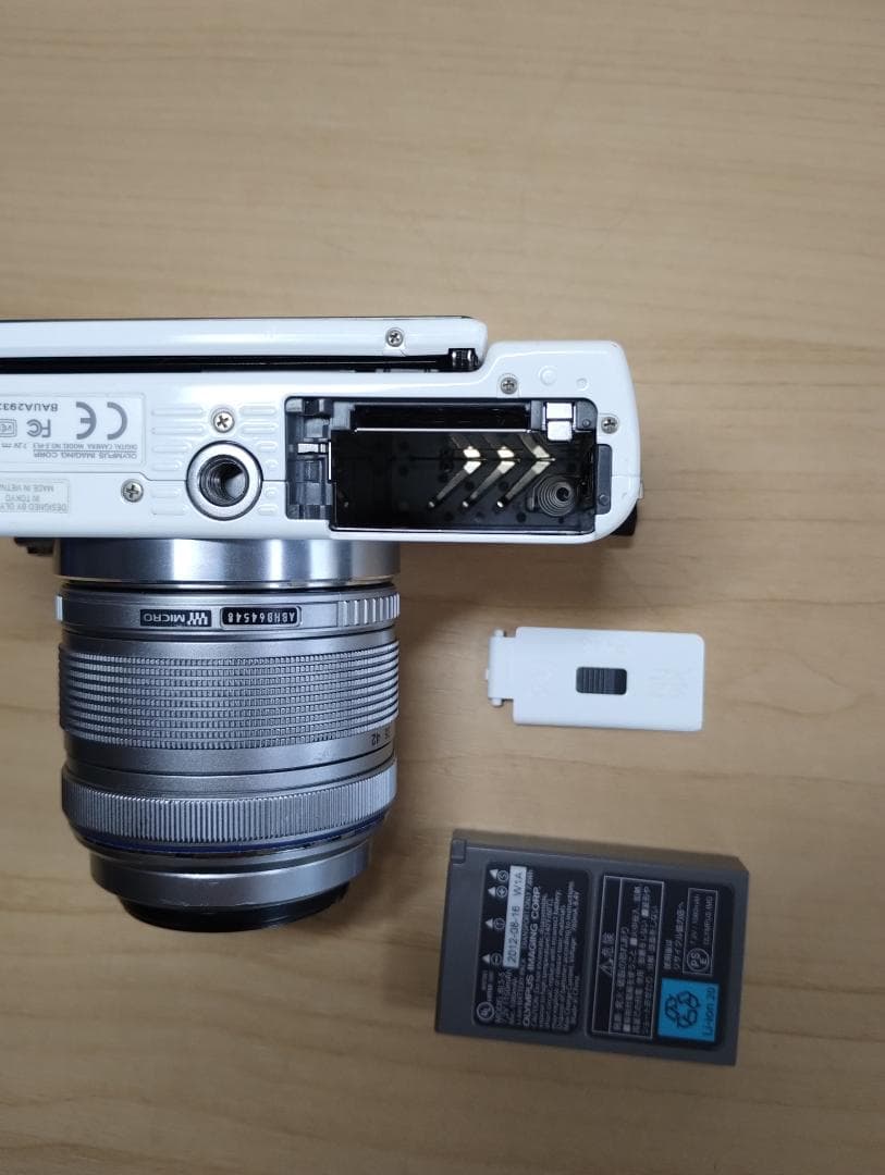 ✨スタイリッシュ✨ OLYMPUS PEN Lite E-PL3 レンズキット