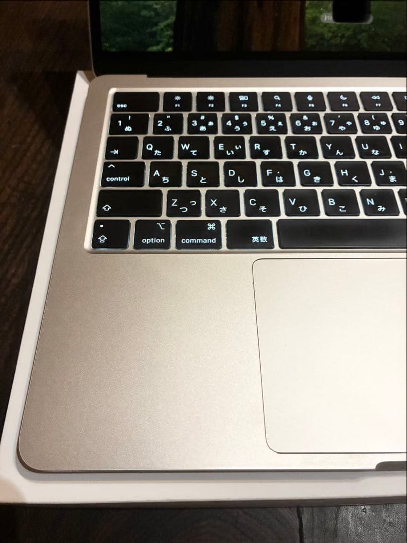 め*こ様 MacBook Air M2 2022 8G 256G 8コア　美品