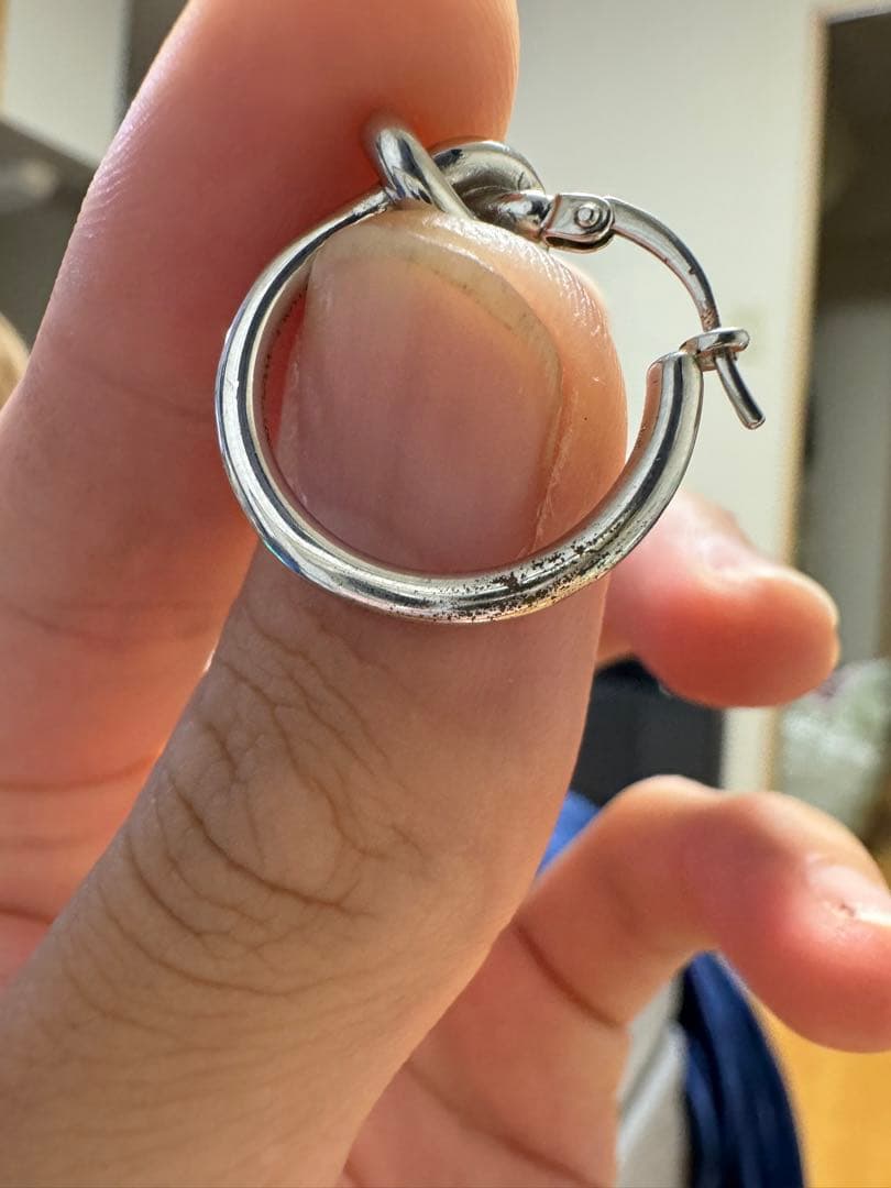 CELINE セリーヌ　ノット　スモールフープ　ピアス