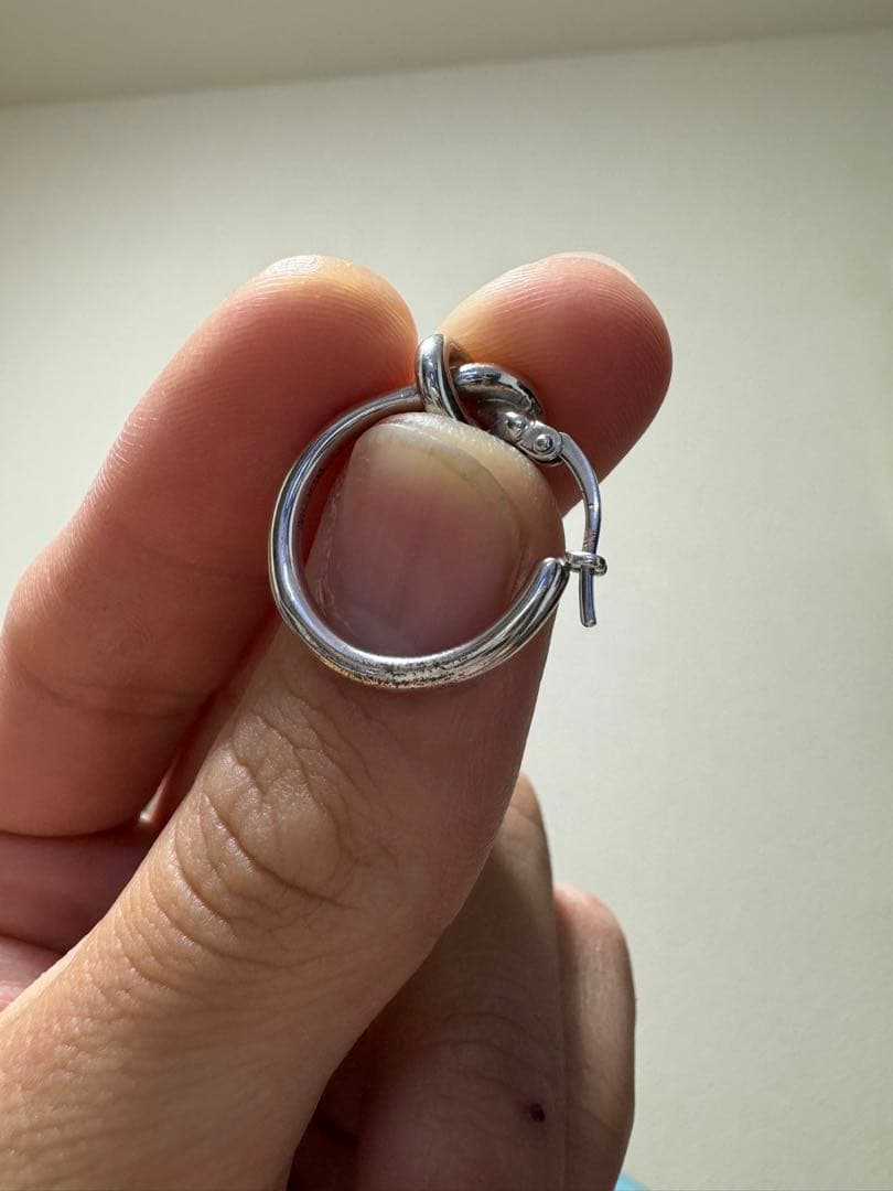 CELINE セリーヌ　ノット　スモールフープ　ピアス