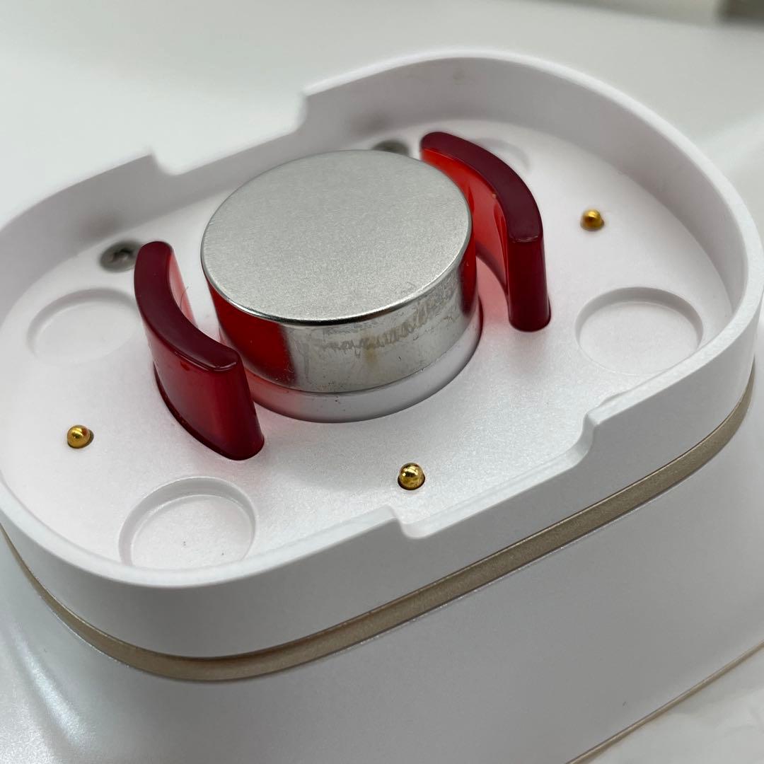 【H89】LifTone リフトーン トータルケア美顔器 LT-001WJ