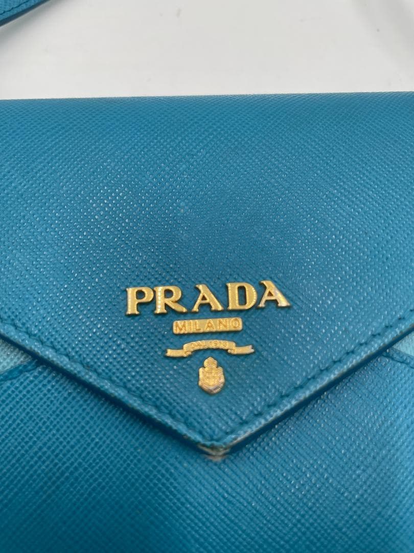PRADA プラダ サフィアーノショルダーウォレット ティールカラー