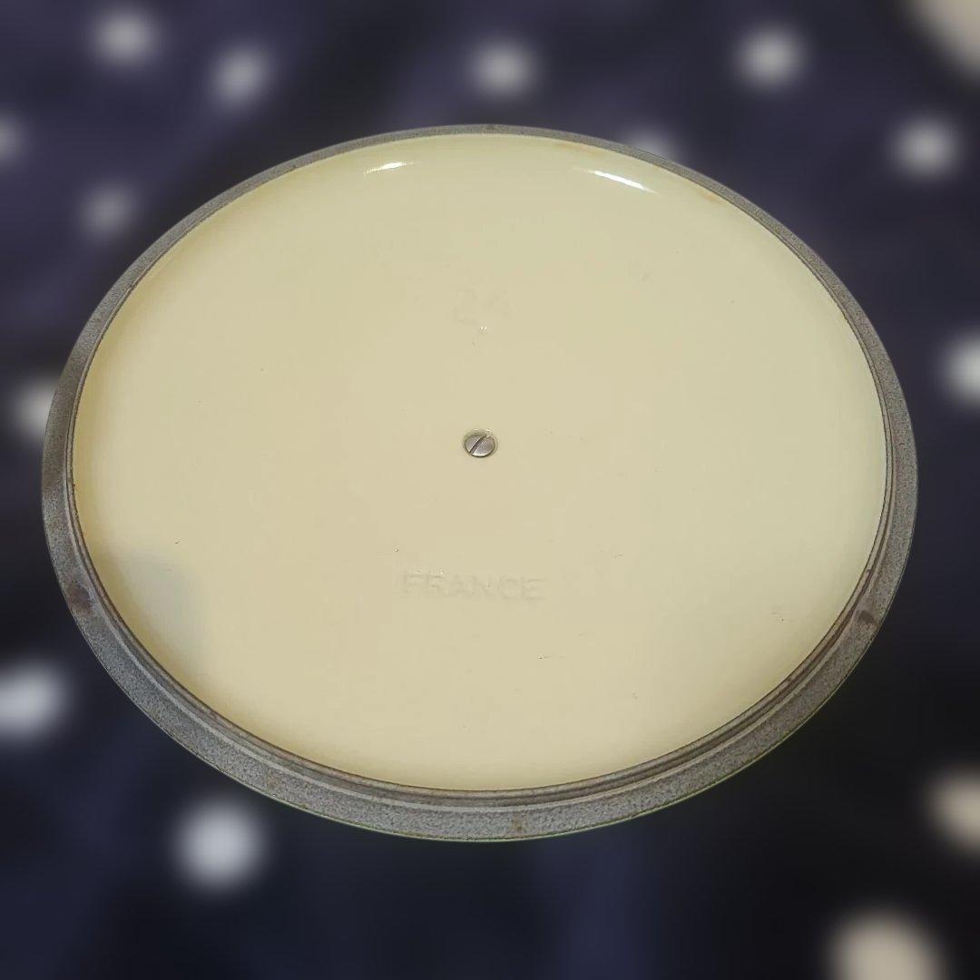 ル・クルーゼ　 LE CREUSET　両手鍋　ライムグリーン 24cm