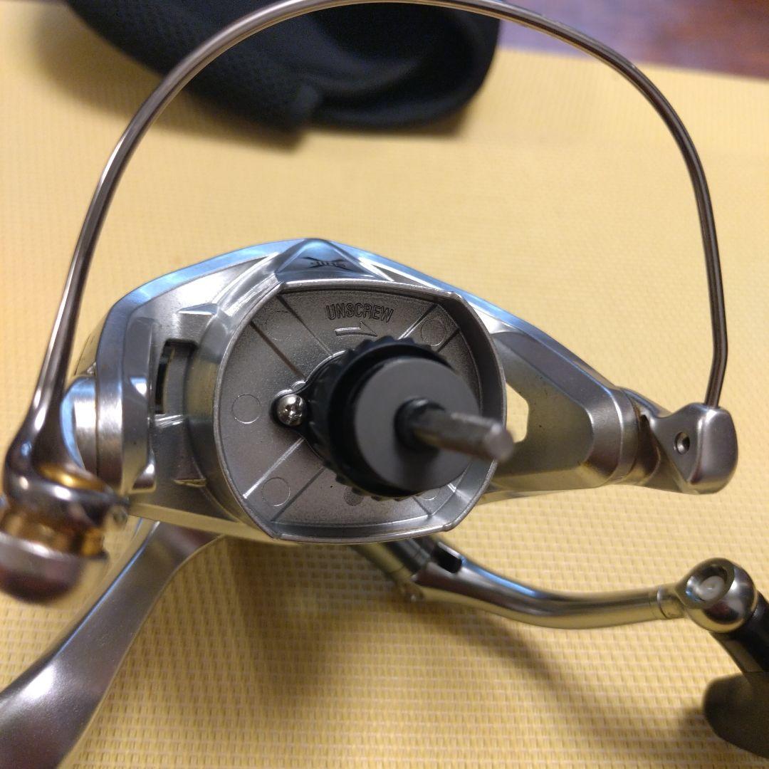 SHIMANO STRADIC 4000XGM-K ストラディック　ケース付