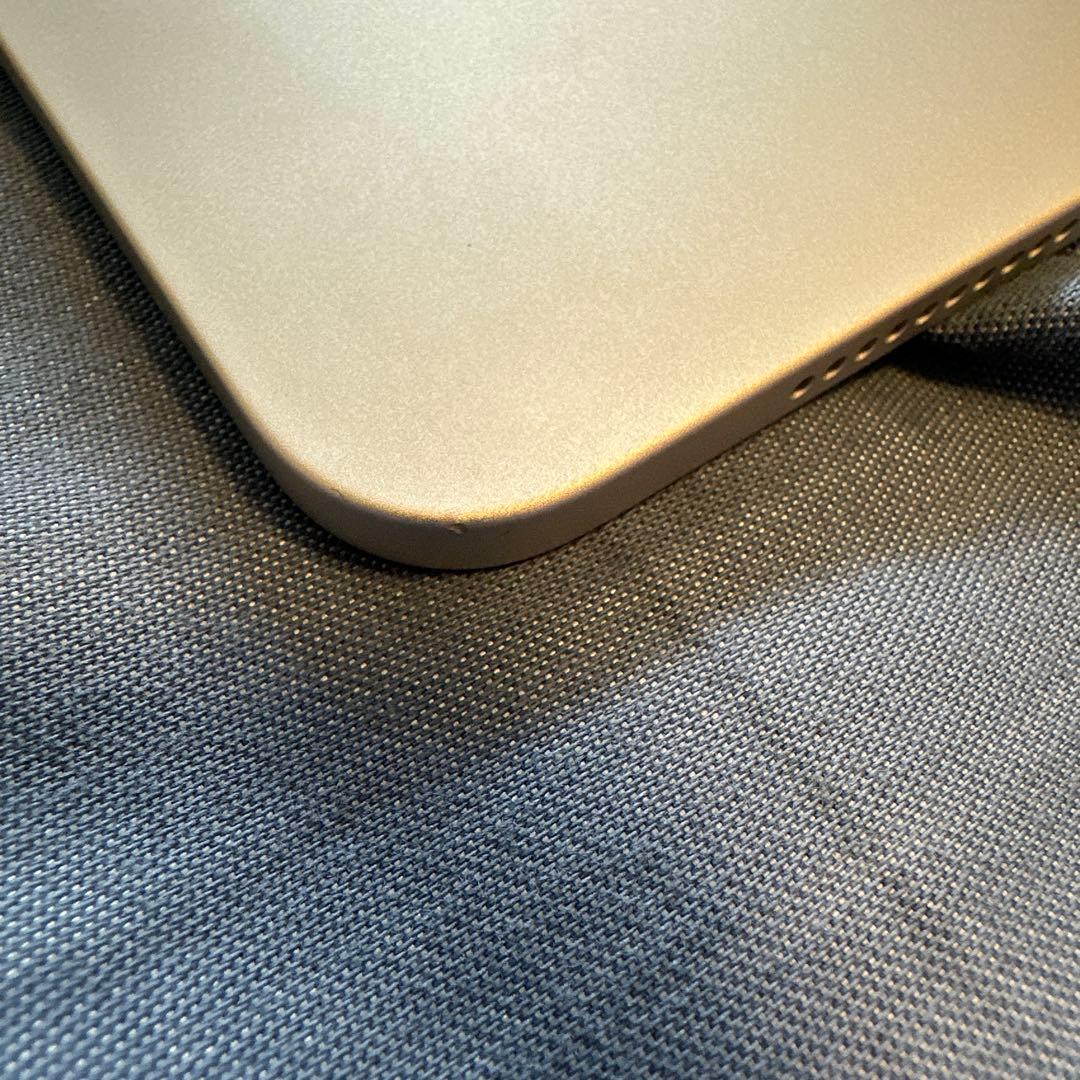 伊藤　iPad Air 第4世代 Wi-Fiモデル　グレー　256GB