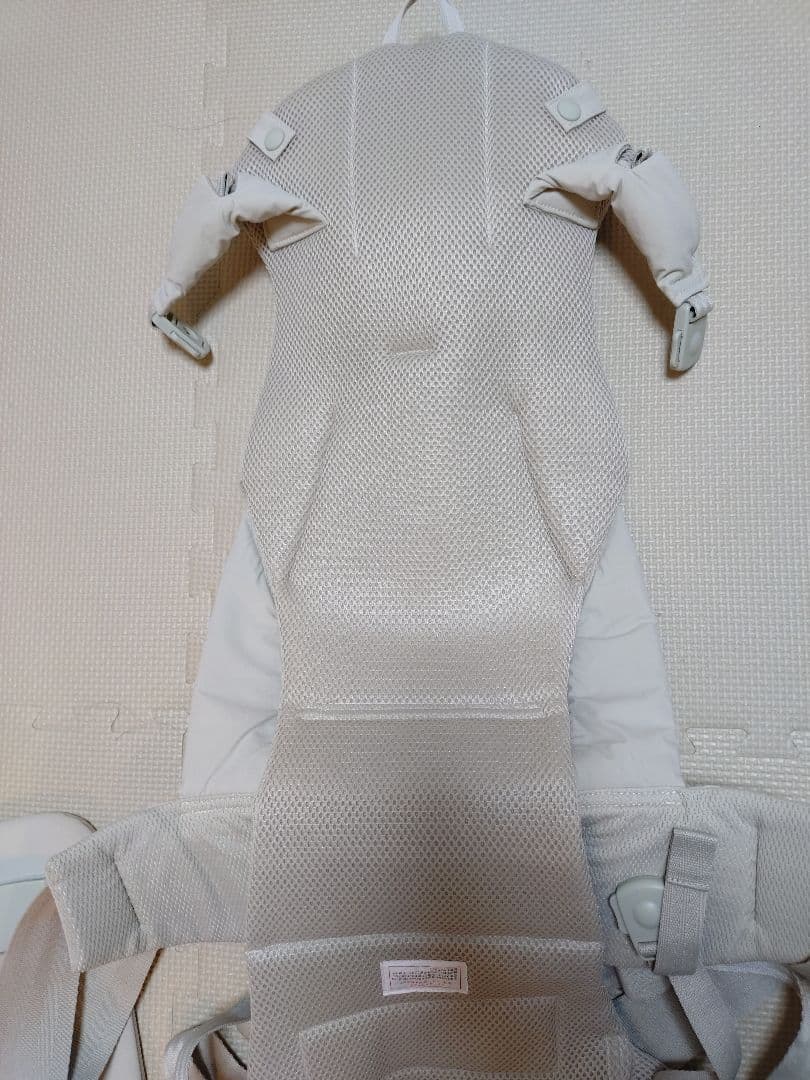 ベビーキャリアオンピトレスク　グリーンレーベルリラクシング　抱っこ紐