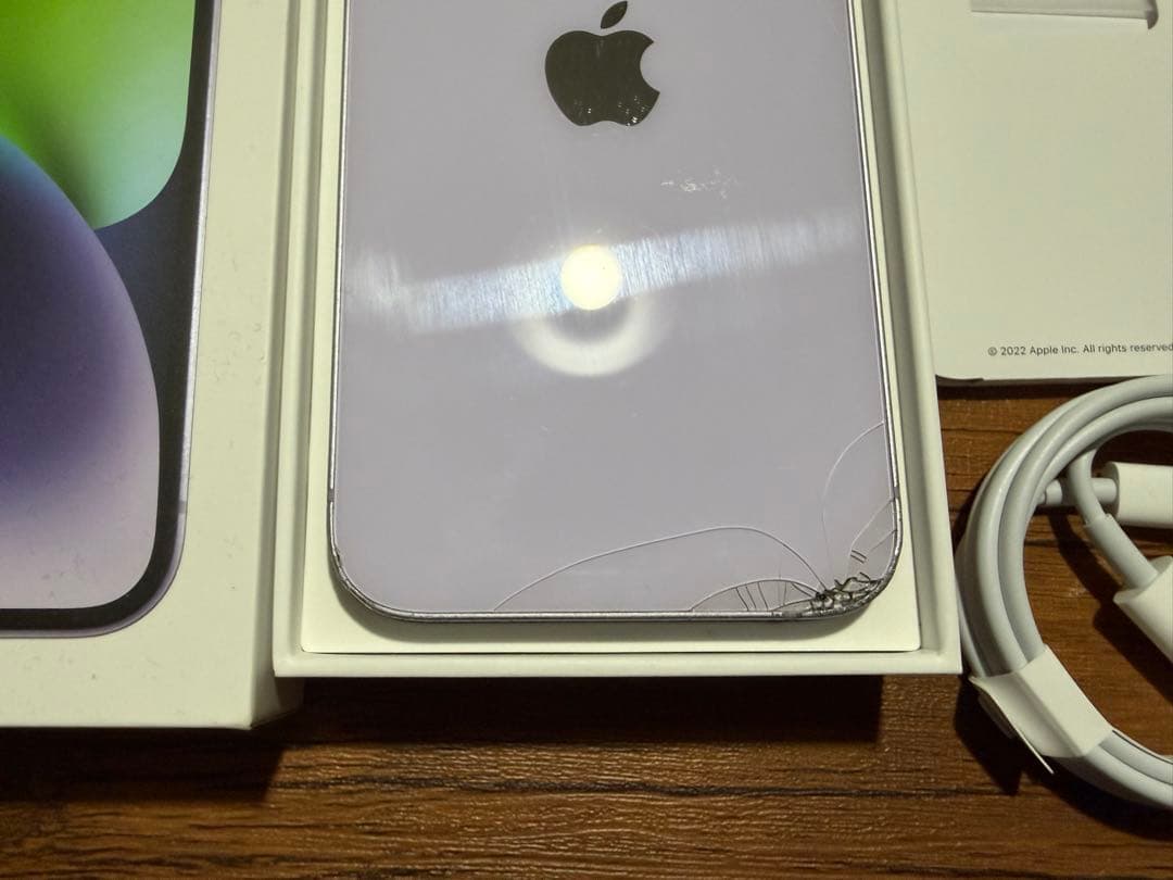 Apple iPhone 14 パープル 本体（ヒビ）