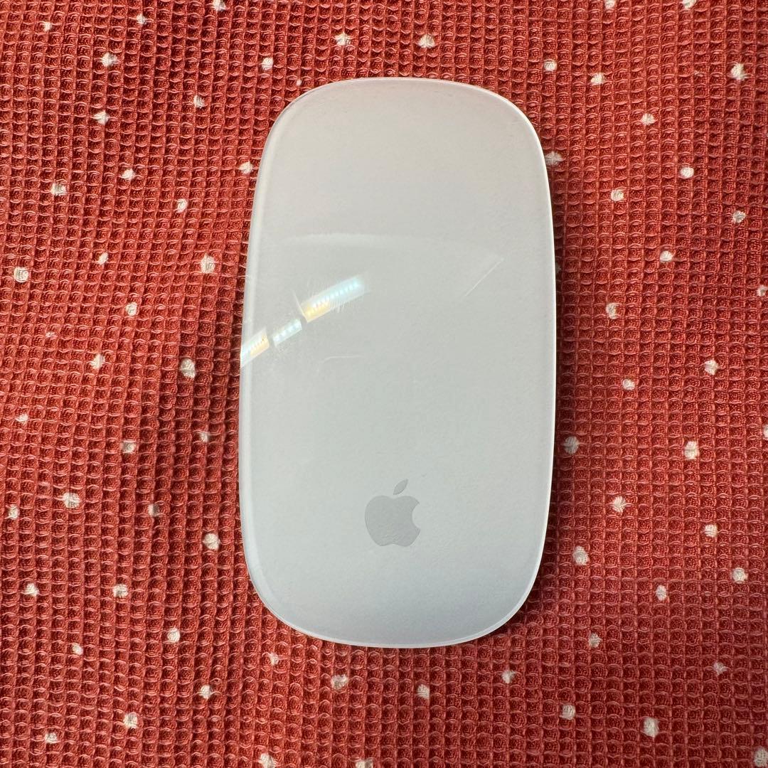 iMac 24インチM1 (CPU/GPU 8/8コア) 8GB/256GB