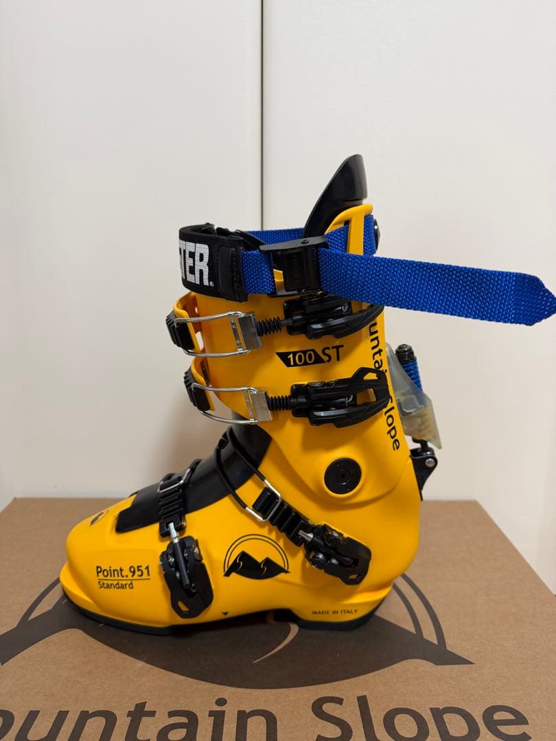 【美品】Mountain Slope 100ST 2025-2026 Bシェル