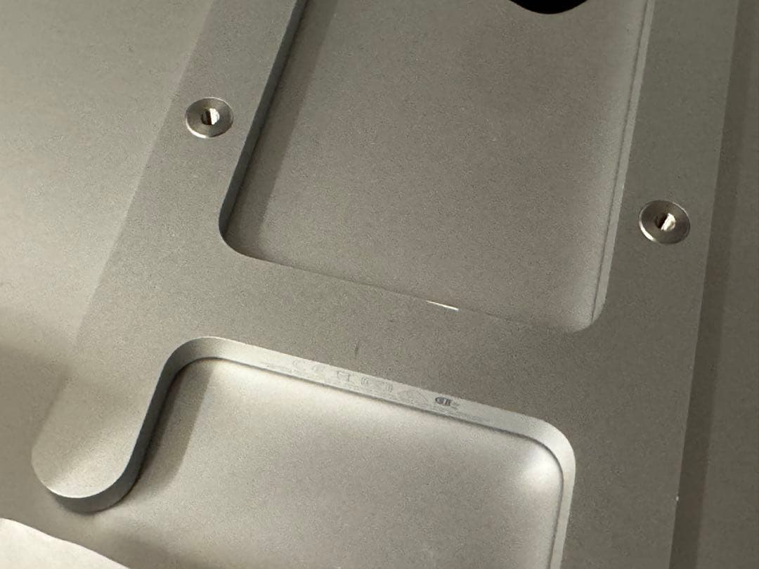 Apple Studio Display - 標準ガラス - VESAマウント