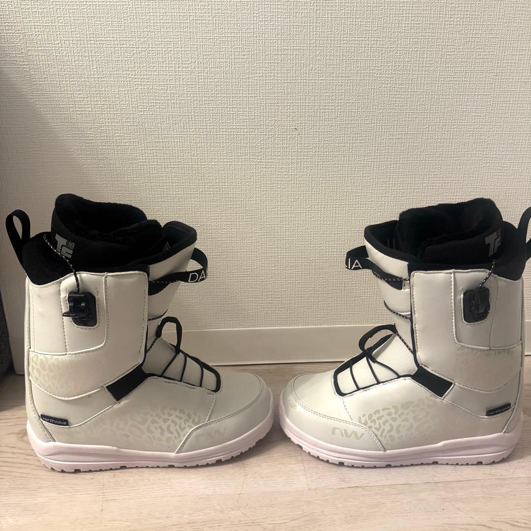 north wave スノーボードブーツ ダリア　25センチ