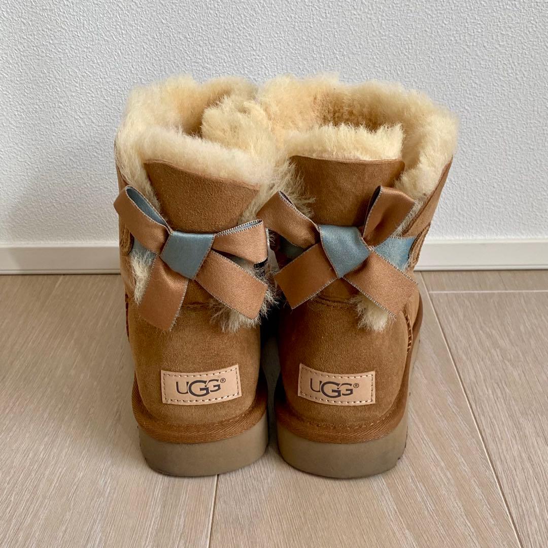 【希少】 UGG リボン付きムートンブーツ　24cm 限定カラー