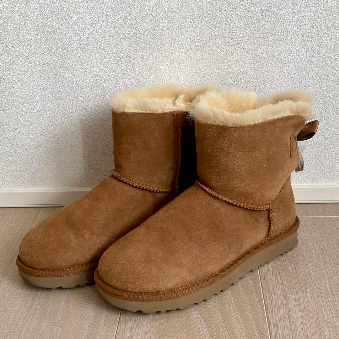 【希少】 UGG リボン付きムートンブーツ　24cm 限定カラー