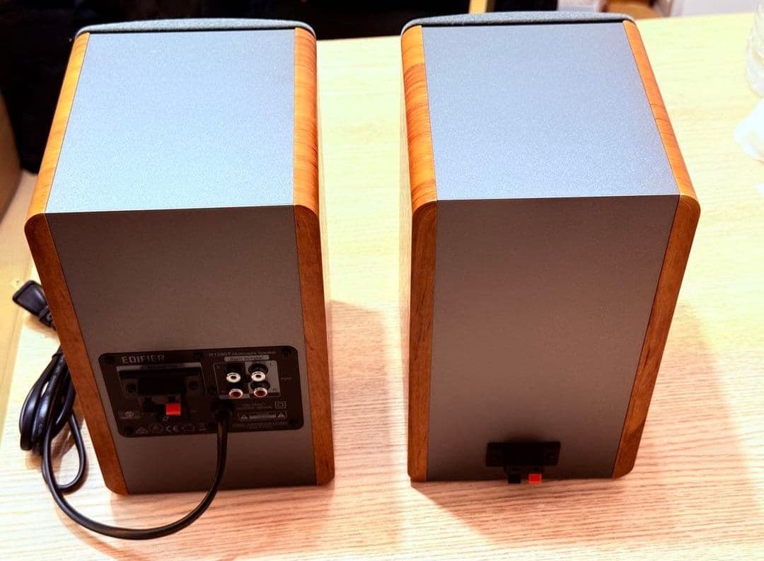 【動作良好・オマケ付】Edifier R1280T アクティブスピーカー