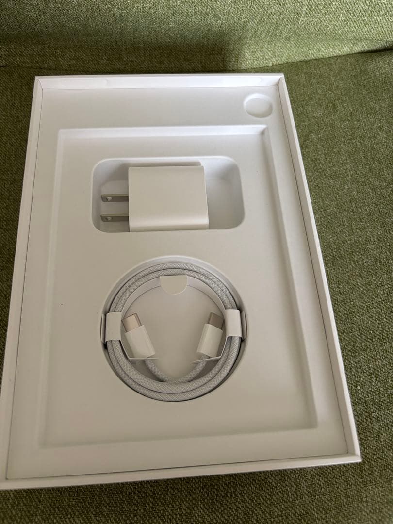 ま*い様 Apple iPad mini 第7世代　セルラーモデル　スペースグレ