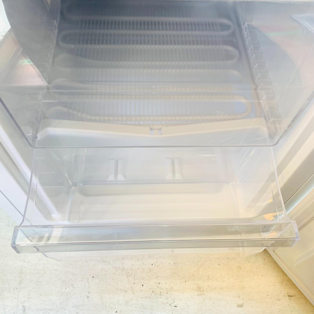 ハイセンス Hisense ノンフロン冷凍庫 HF-A61W 耐熱トップテーブル