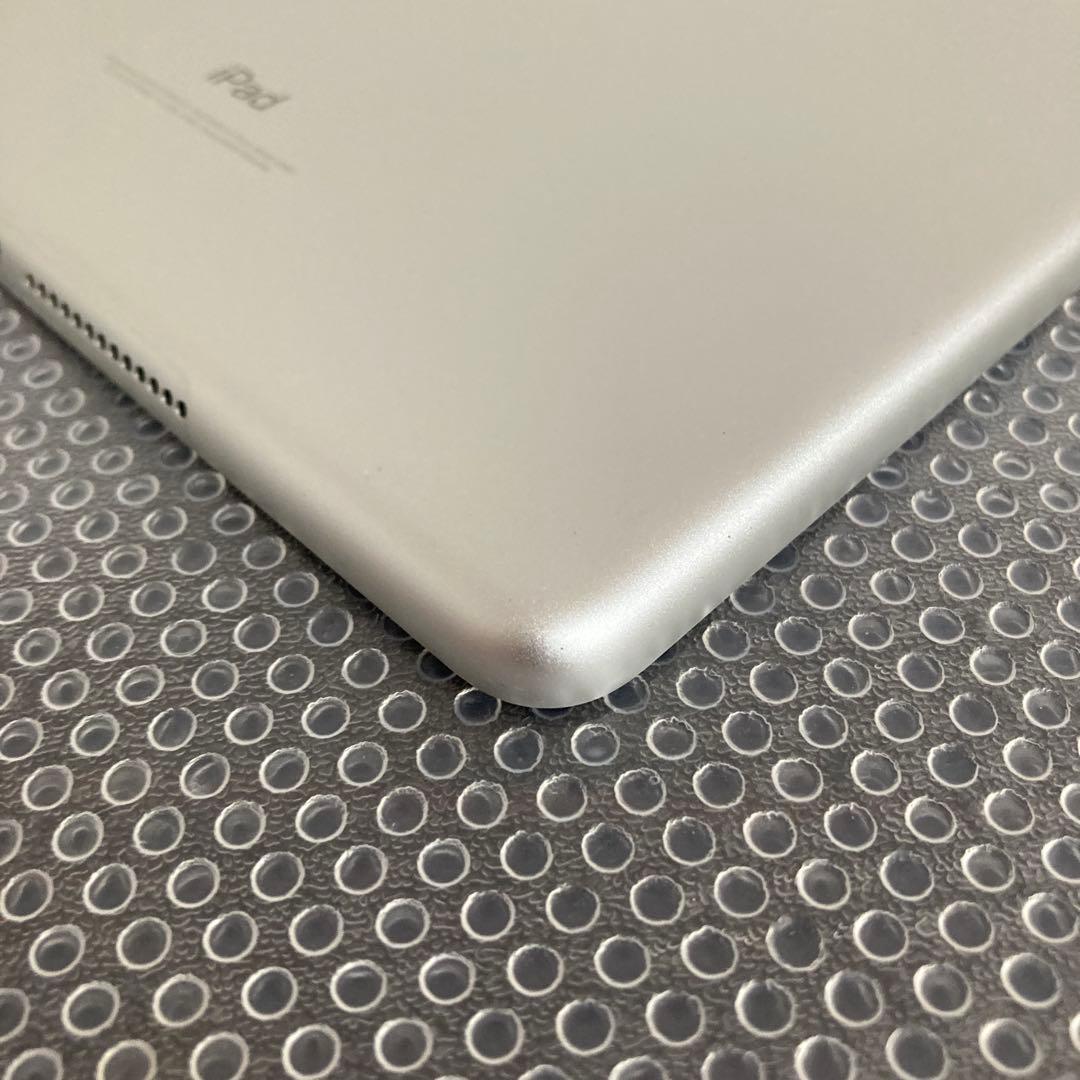 879【早い者勝ち】電池最良好☆iPad6 第6世代 32GB WIFIモデル☆