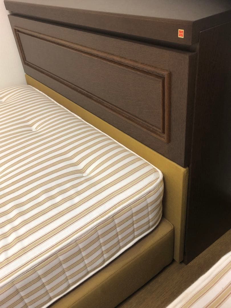 一流メーカーナショナル♦️シングルベット&マットレス♦️美品♦️引き取りダークブラウン