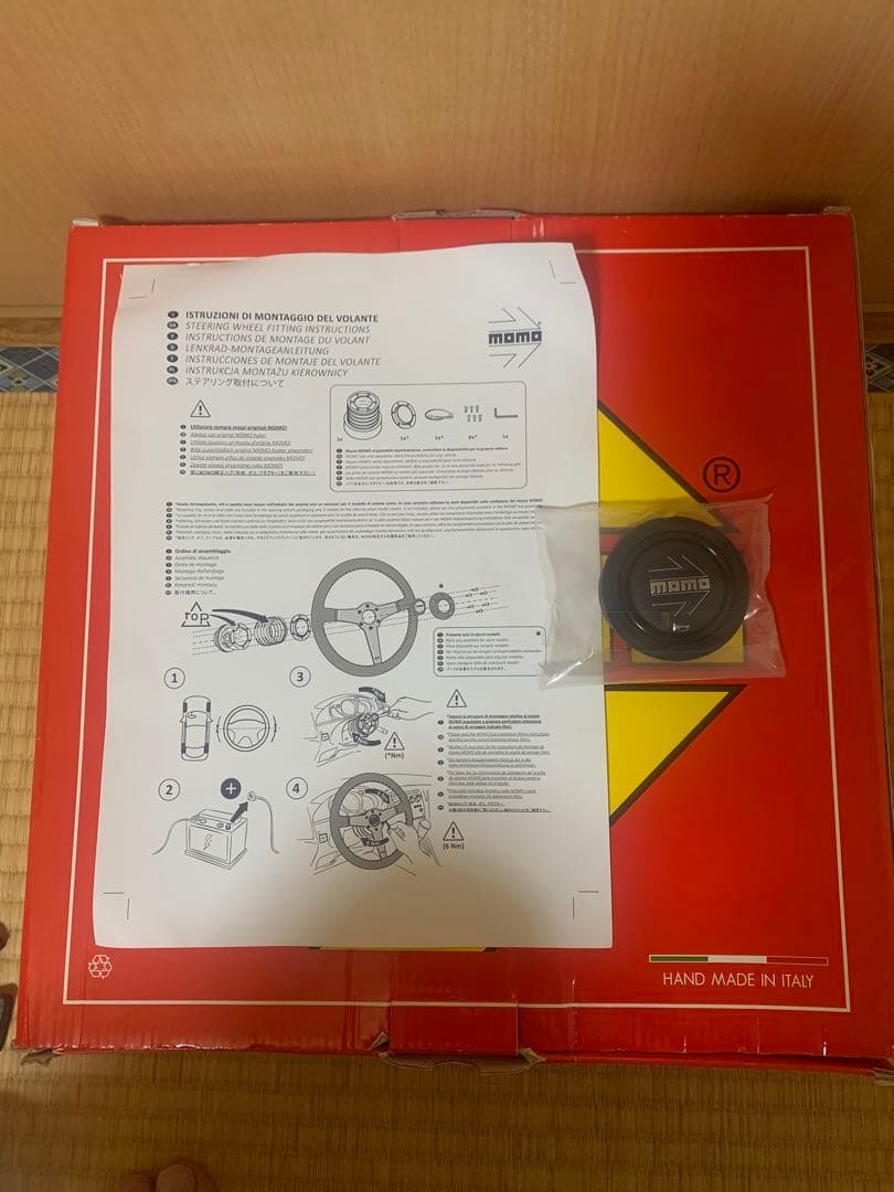 【正規品】MOMO ステアリング モデル08 35φ 新品未使用