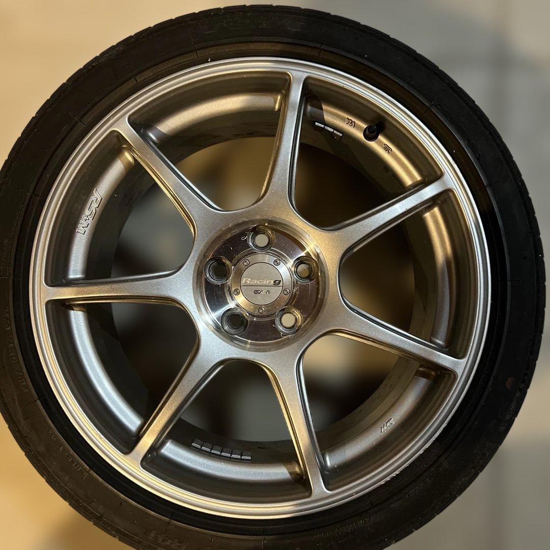 Enkei Racing 17インチタイヤホイールセット ①