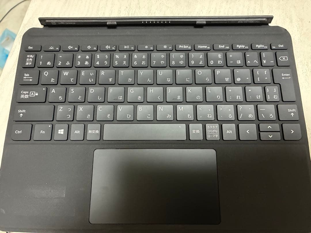 Surface Go2 8GB/128GB m3-8100Y ペン、ケース付