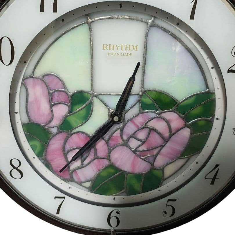 ◆廃盤 希少◆ RHYTHM リズム時計 ステンドグラス装飾 電波掛け時計
