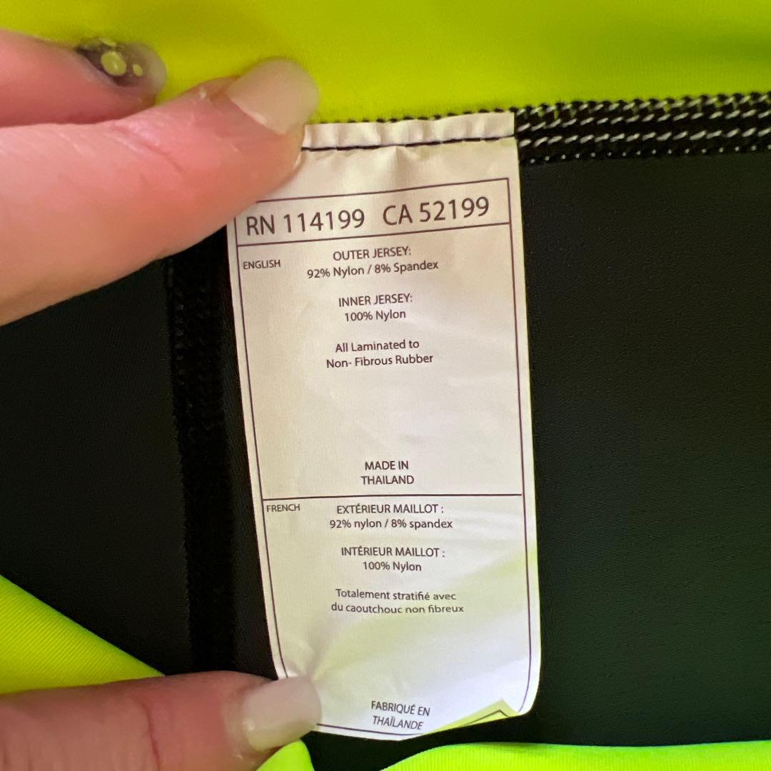 ￼roxyウエットスーツ