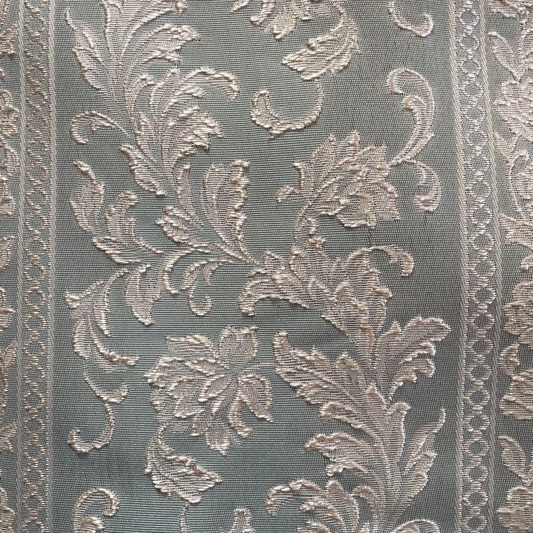 エンボス花柄グレー系ドレープカーテン150x100cm 2セット