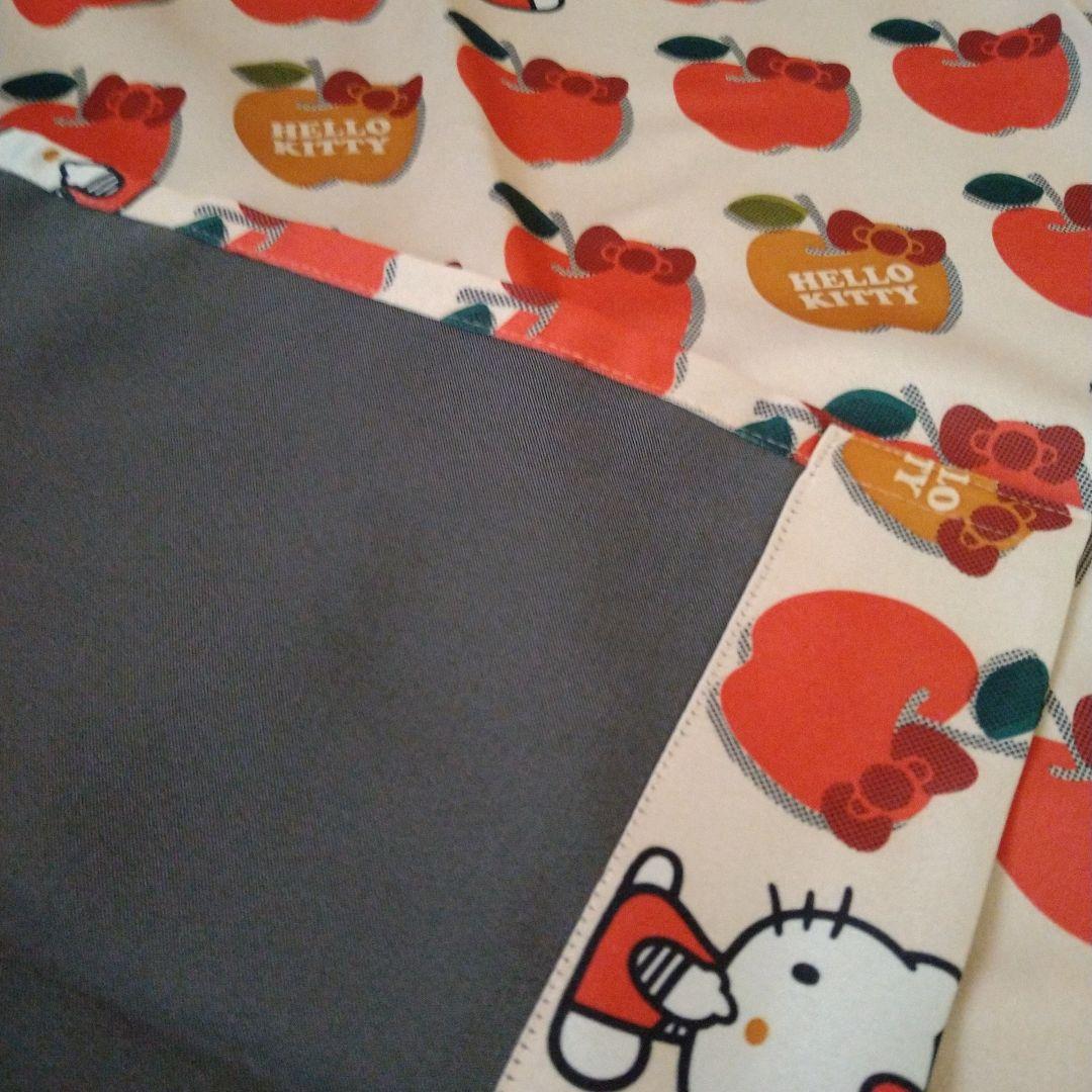 ハローキティ リンゴ　カーテン　　遮光　横向き　アップル　タッセル　りんご　寝室