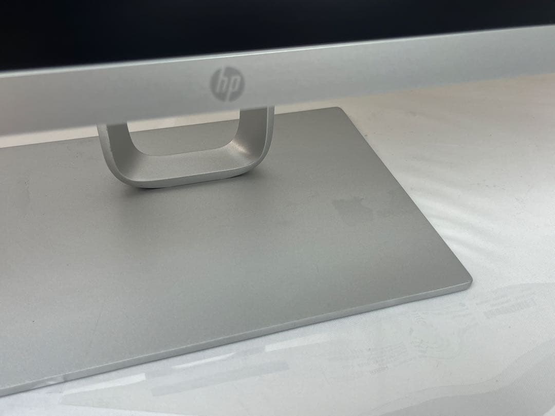 HP Pavilion 27q 27インチモニター　2k解像度