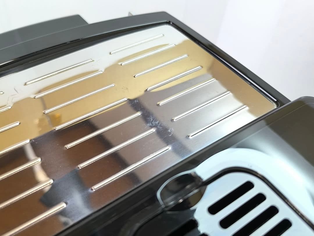 デロンギマグニフィカS コンパクト全自動コーヒーマシン ECAM23120BN4