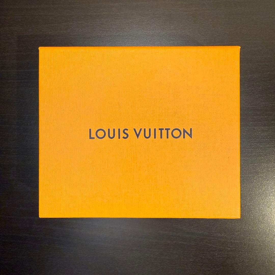 LOUIS VUITTON フクロウ チャーム
