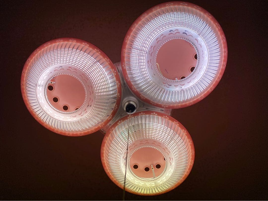 ピンク 3灯 天井照明 昭和レトロ 当時物 レトロポップ インテリア ペンダント