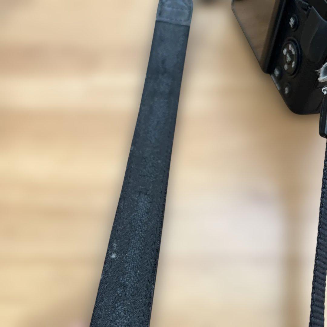 FUJIFILM X20 ブラック 本体と付属品