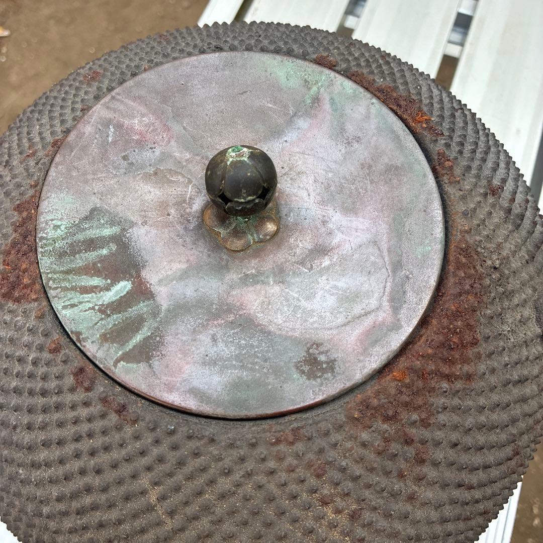 風炉釜 アラレ鉄釜 金属工芸 鐶付 釜鐶 茶道具 炭道具 茶釜 時代物 レトロ