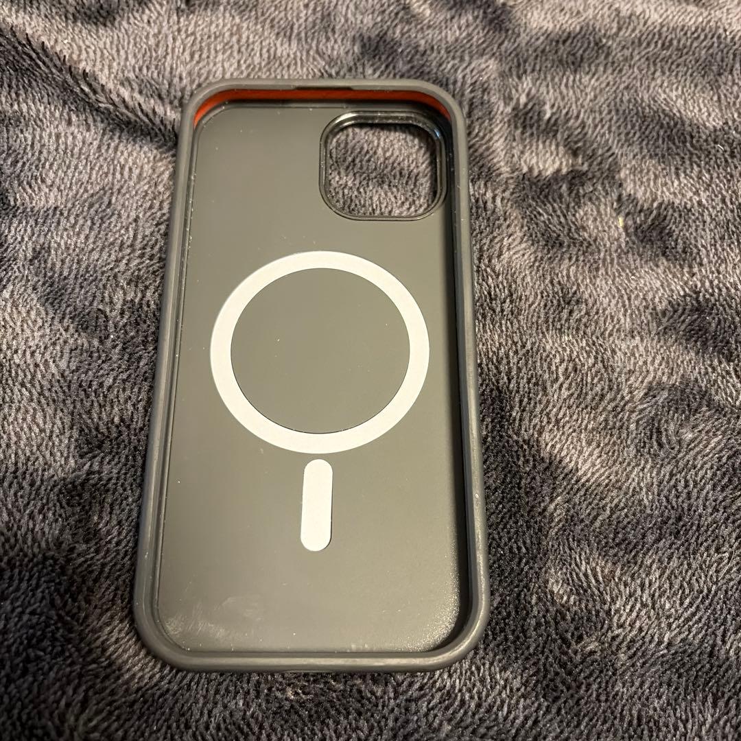 iPhone 15 256GB ブラック SIMフリー ケース付